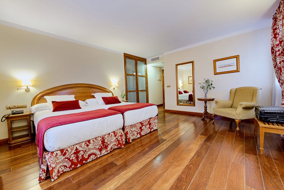 1 bedroom, minibar, in-room safe, desk