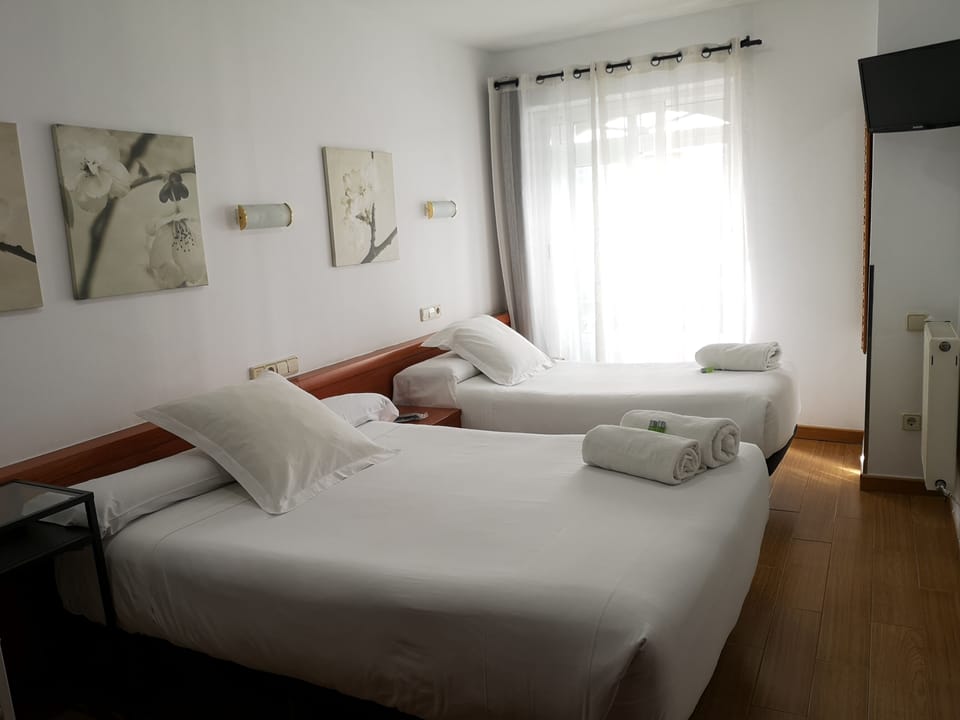 Triple Room | Premium bedding, down comforters, desk, free WiFi
