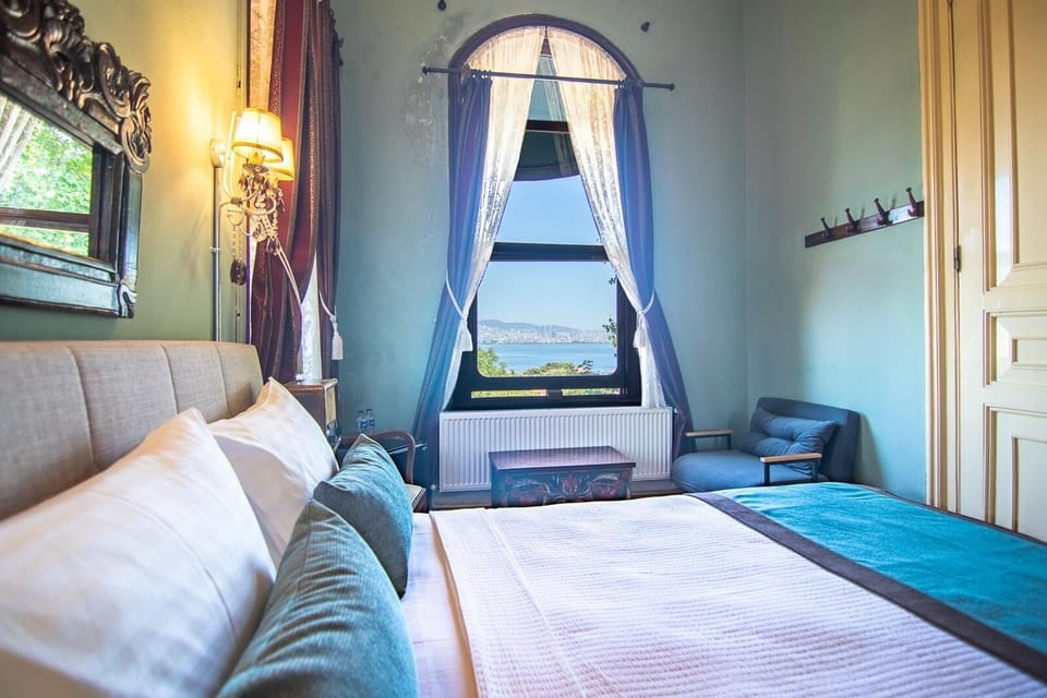 Premium Double Room, 1 Bedroom, Non Smoking, Sea View | Egyptian cotton sheets, premium bedding, minibar, in-room safe