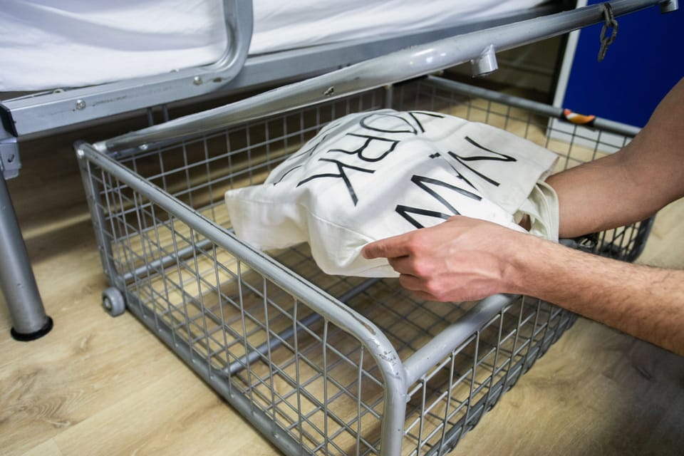 Free WiFi, bed sheets