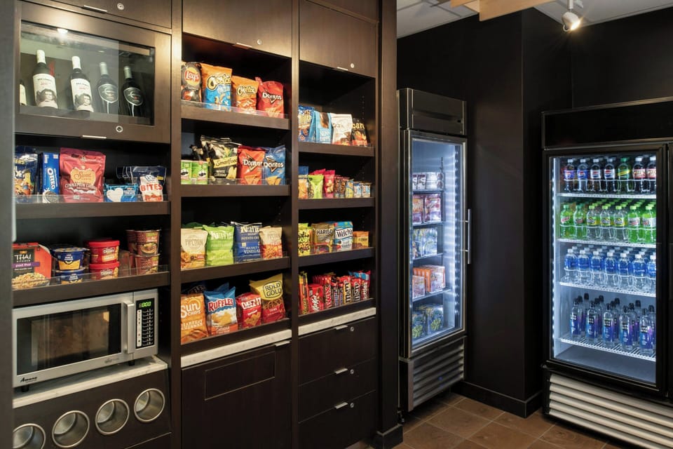 Snack bar
