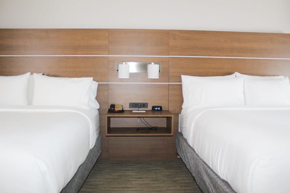 Standard Room, 2 Queen Beds | Hypo-allergenic bedding, in-room safe, desk, blackout drapes