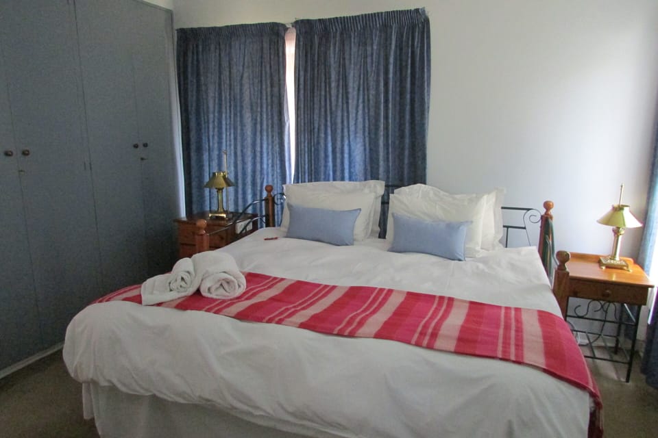 Standard House, 1 Bedroom (Acacia House) | 1 bedroom, in-room safe, desk, iron/ironing board