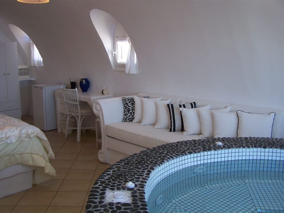 Jetted tub