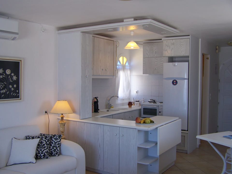 Villa, Private Pool, Sea View | Private kitchen | Full-size fridge, microwave, oven, stovetop