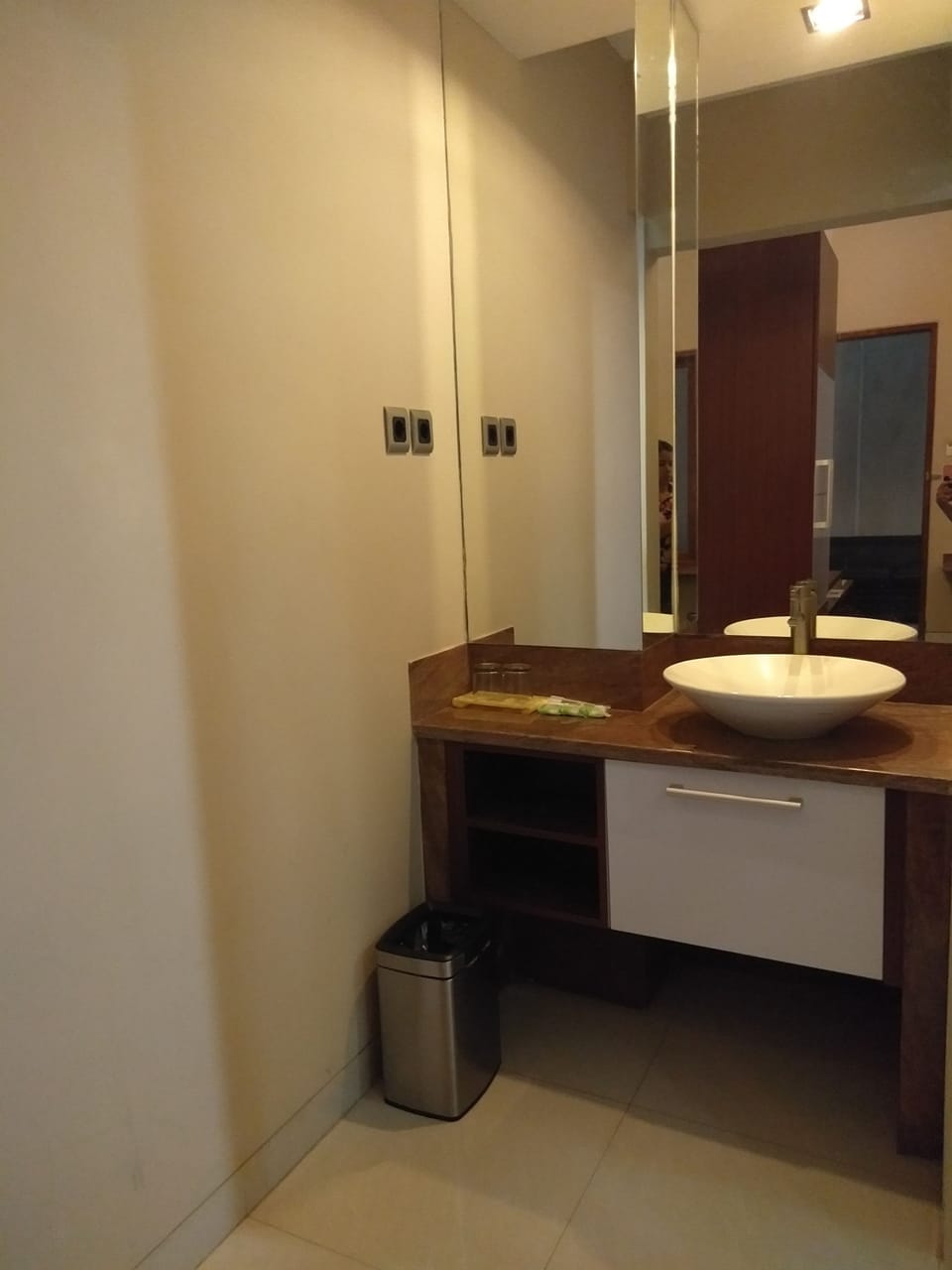 Luxury Suite | Bathroom | Shower