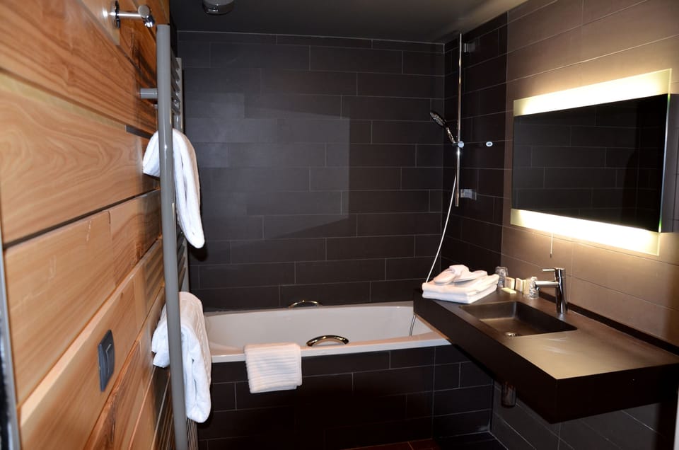 Free toiletries, hair dryer, towels