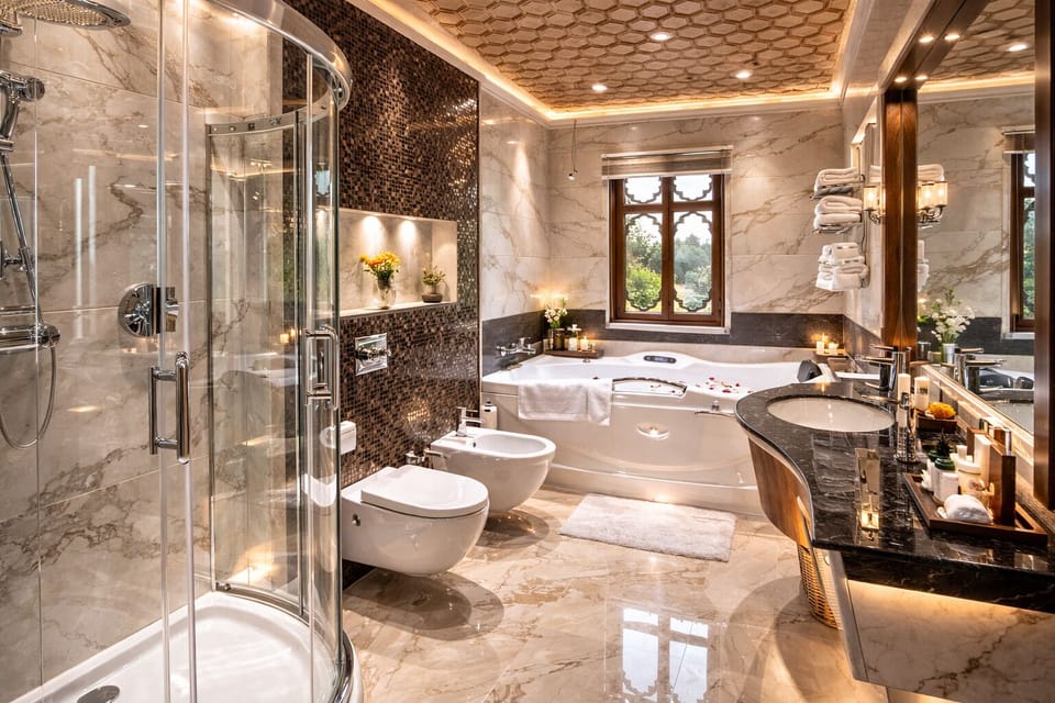 Shamah Lake View Suite with Private Jacuzzi | Bathroom | Free toiletries, slippers, towels, shampoo