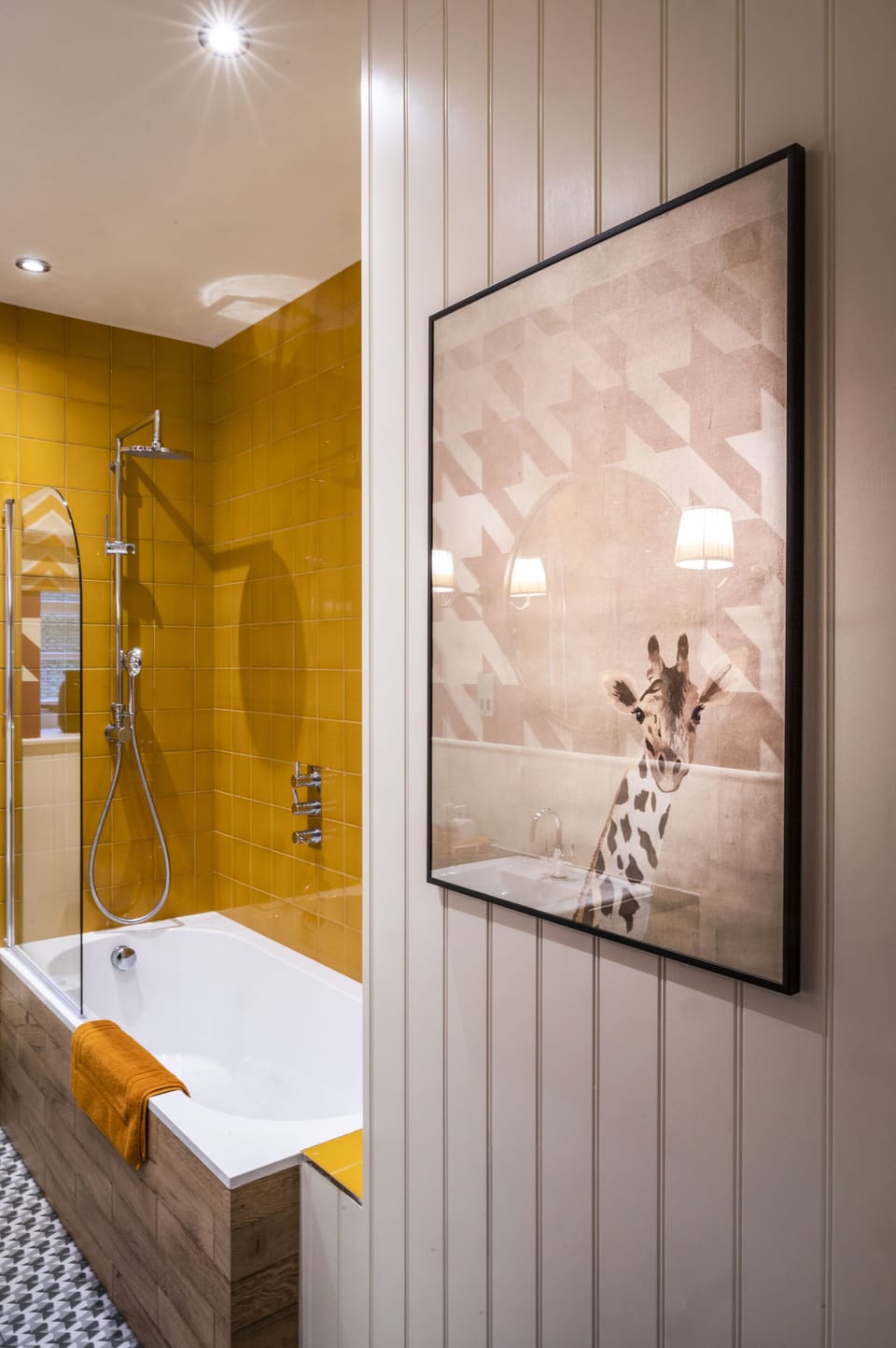 Cottage | Bathroom | Free toiletries, hair dryer, bathrobes, slippers