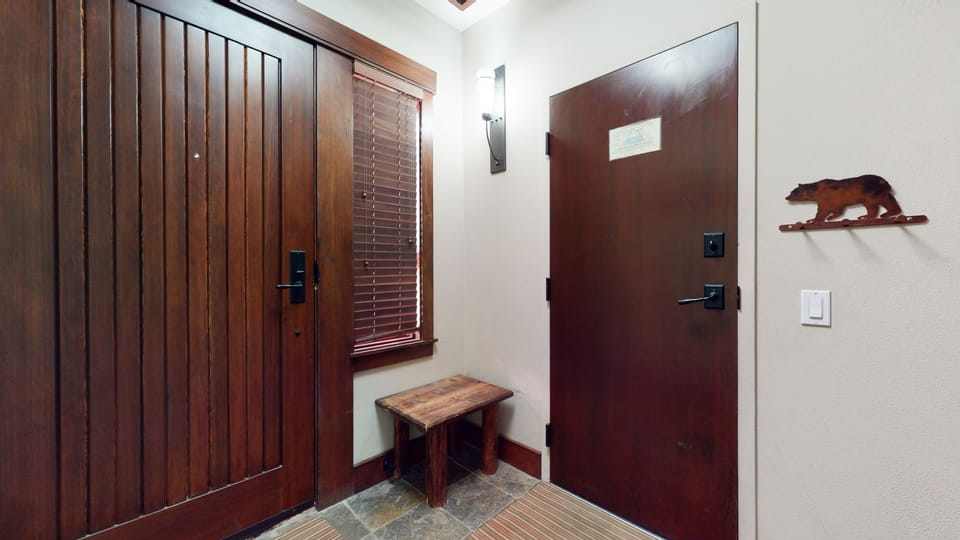 Townhome, 3 Bedrooms | Interior