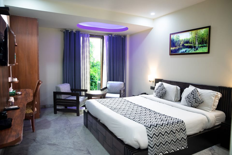 Superior Room, 1 Bedroom, Refrigerator | View from room