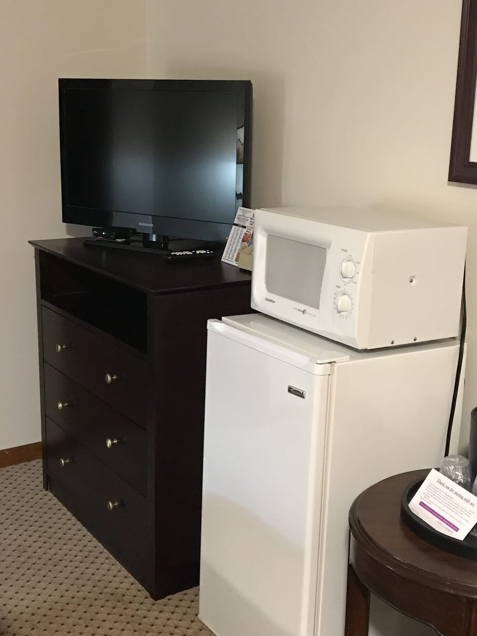 Standard Room, 1 Double Bed, Refrigerator & Microwave | Desk, free WiFi, bed sheets