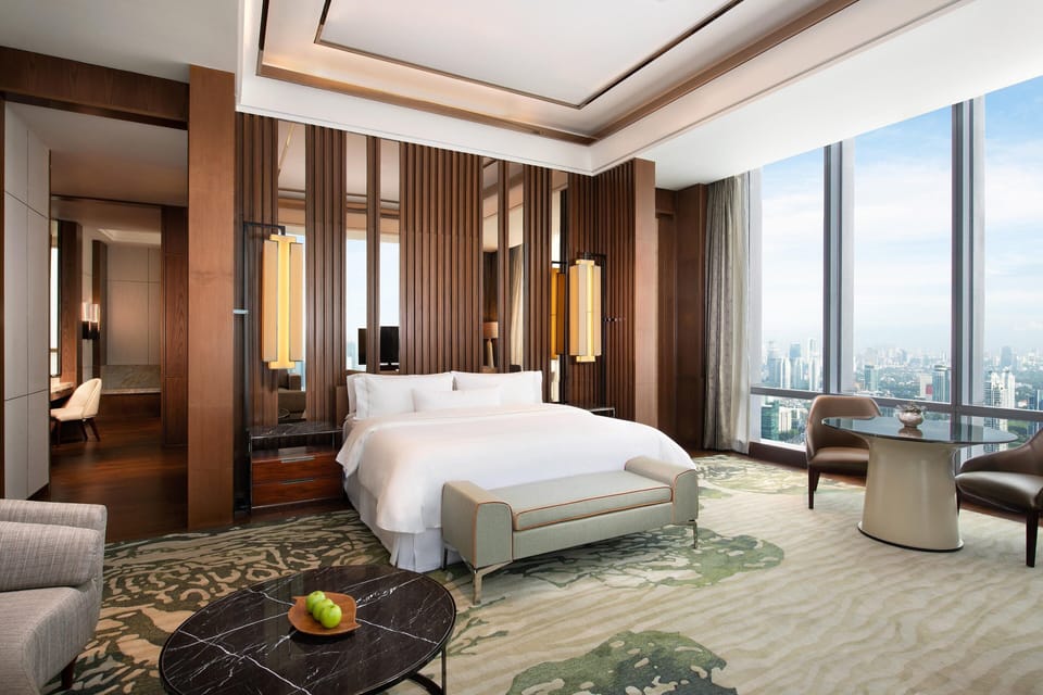 Club Suite, 1 Bedroom | Premium bedding, down comforters, minibar, in-room safe