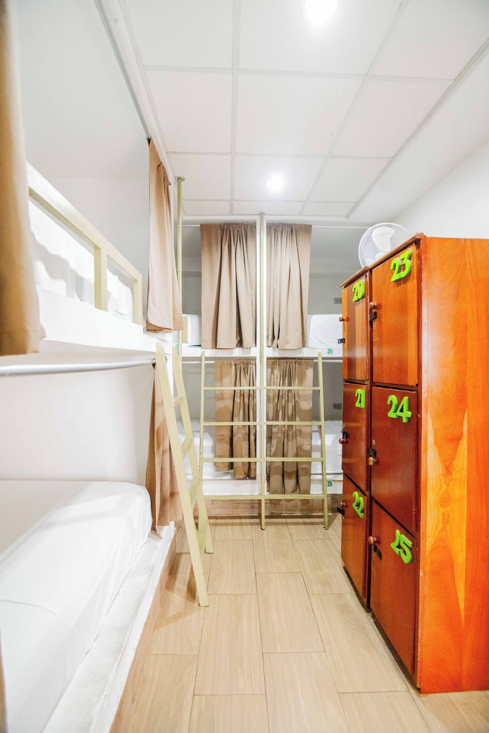 In-room safe, WiFi (free), bed sheets