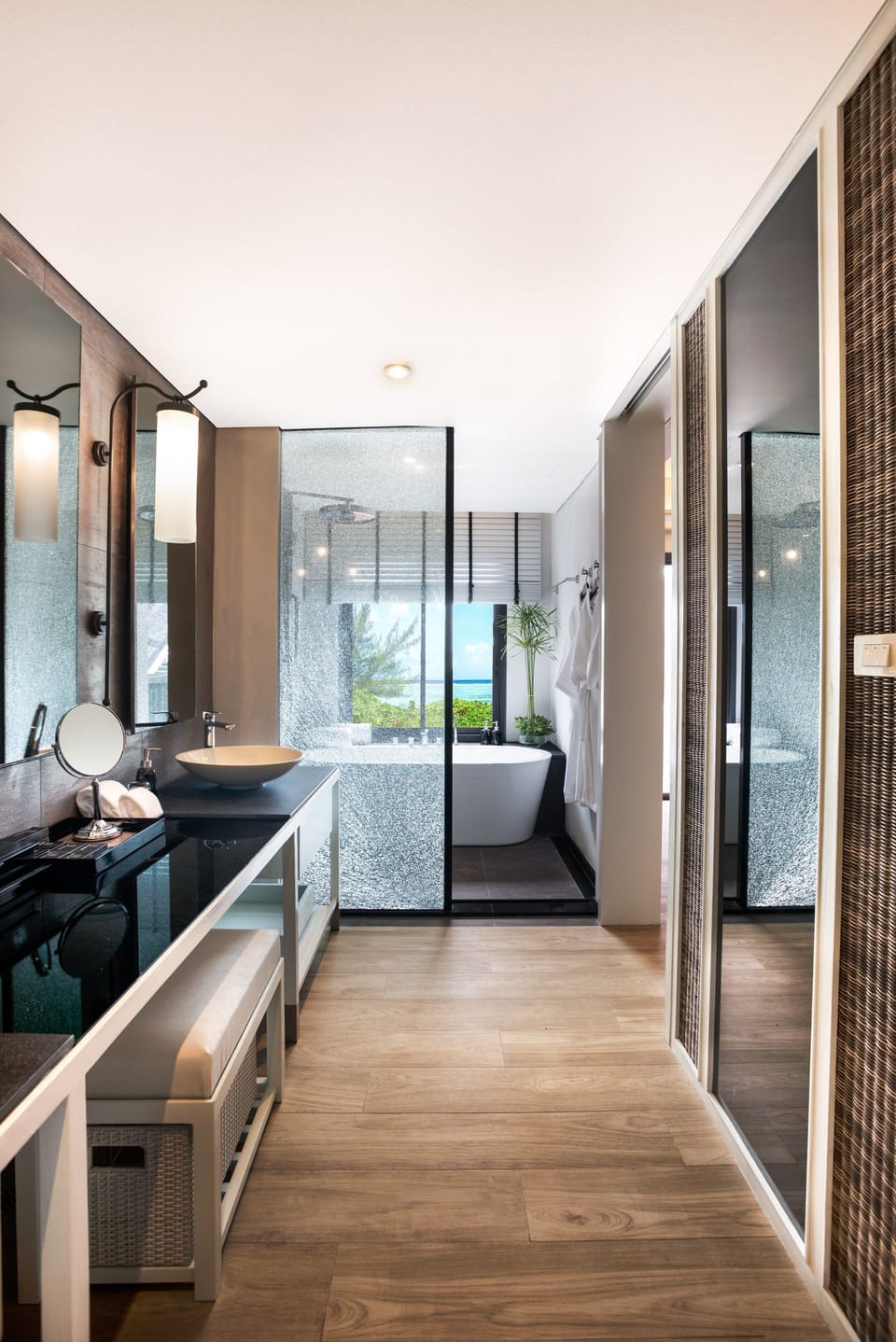 Shellsea Pool Access | Bathroom | Separate tub and shower, deep soaking tub, rainfall showerhead