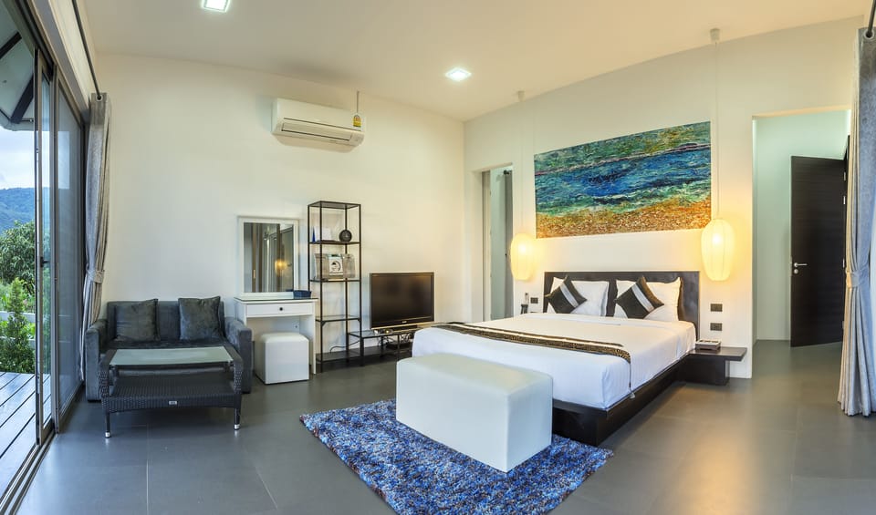 2 Bedroom Executive Villa | In-room safe, desk, rollaway beds, free WiFi