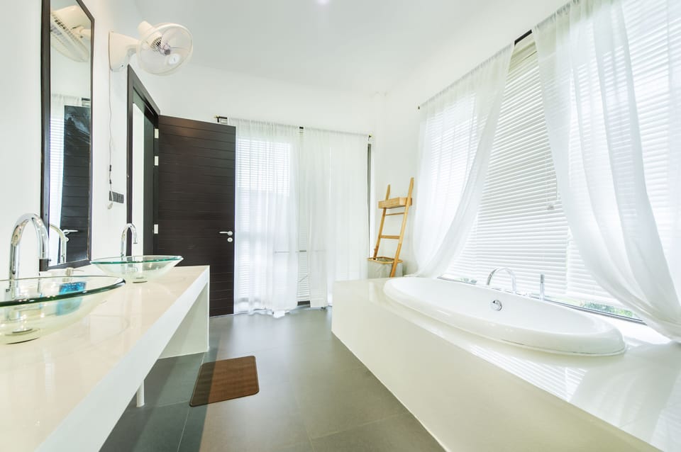 2 Bedroom Executive Villa | Bathroom | Free toiletries, hair dryer, towels