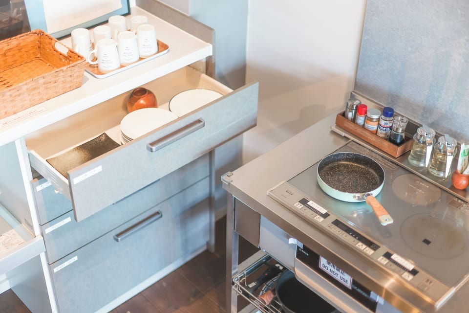 Shared fridge, shared microwave