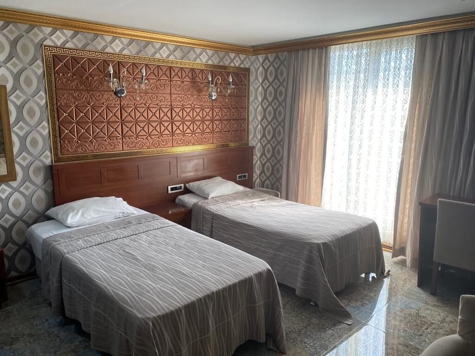 Standard Double or Twin Room | Premium bedding, minibar, in-room safe, desk