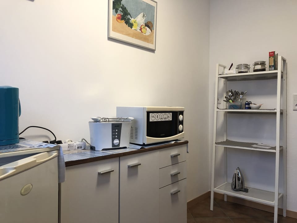 Double Room, Ensuite (Zweibettzimmer) | Miscellaneous
