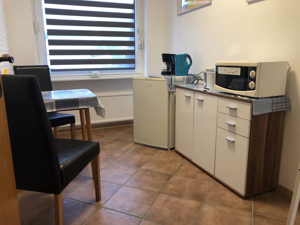 Double Room, Ensuite (Zweibettzimmer) | Miscellaneous