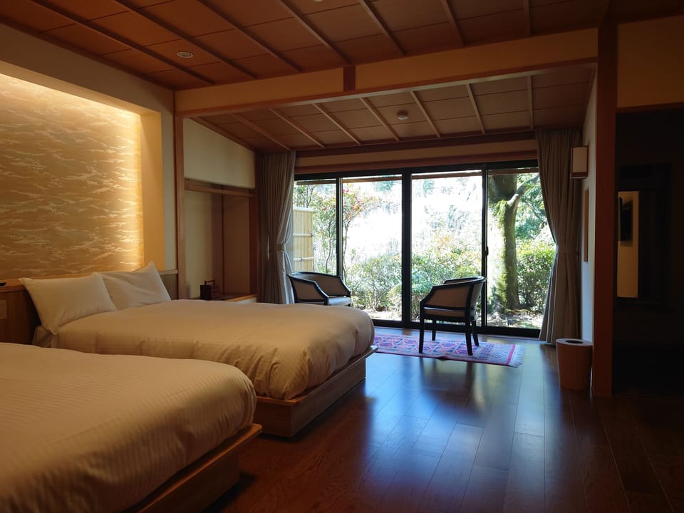 Standard Twin Room | In-room safe, free WiFi