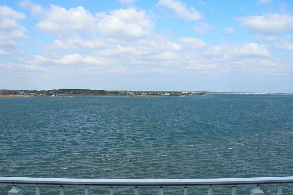 Condo, 2 Bedrooms | Property grounds