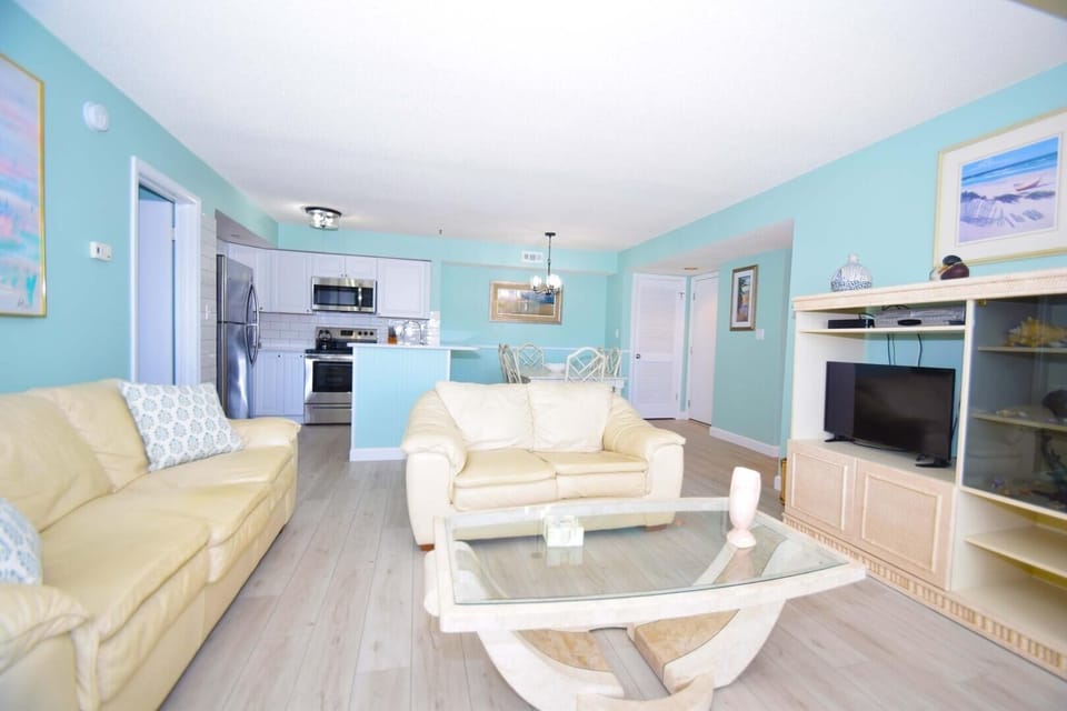 Condo, 2 Bedrooms | Living area | TV, DVD player