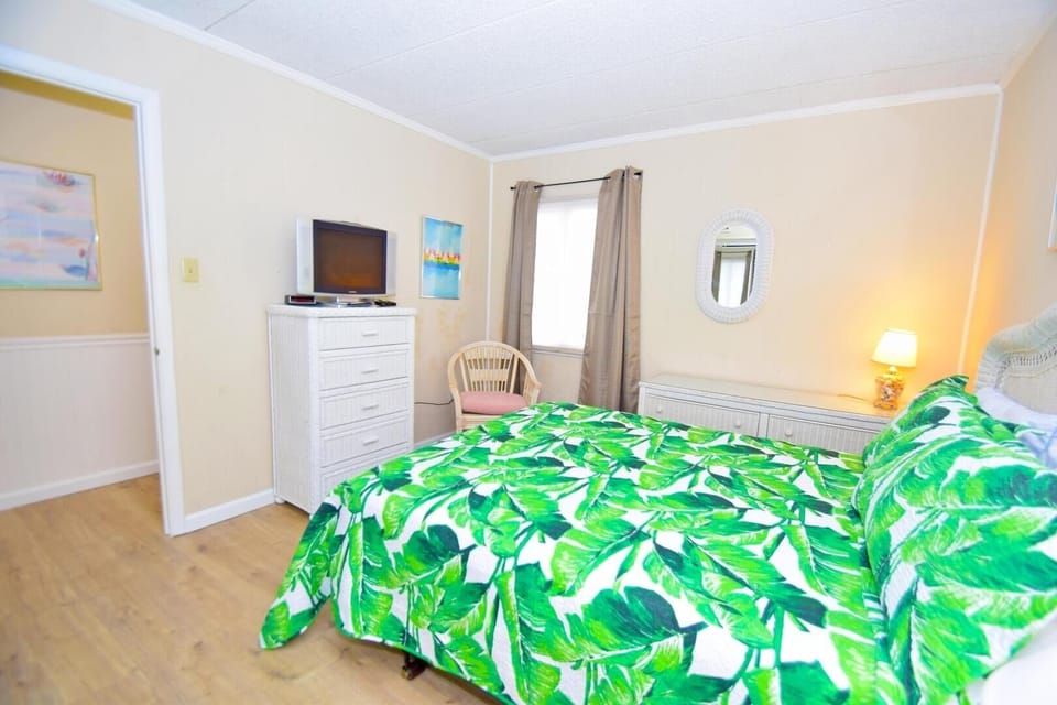 Condo, 1 Bedroom | 1 bedroom, free WiFi