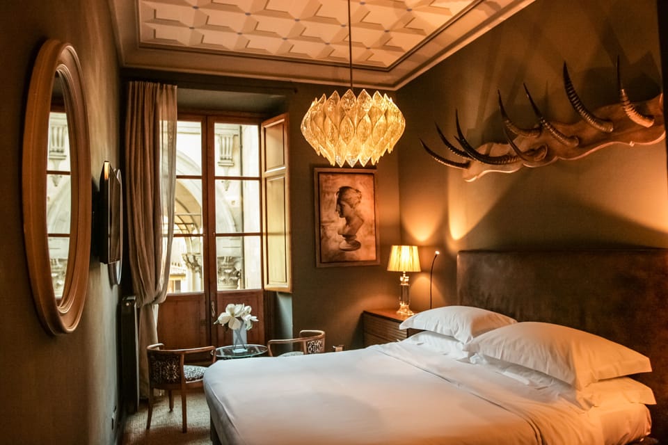 Deluxe Room, 1 Double Bed | Premium bedding, in-room safe, soundproofing, free WiFi