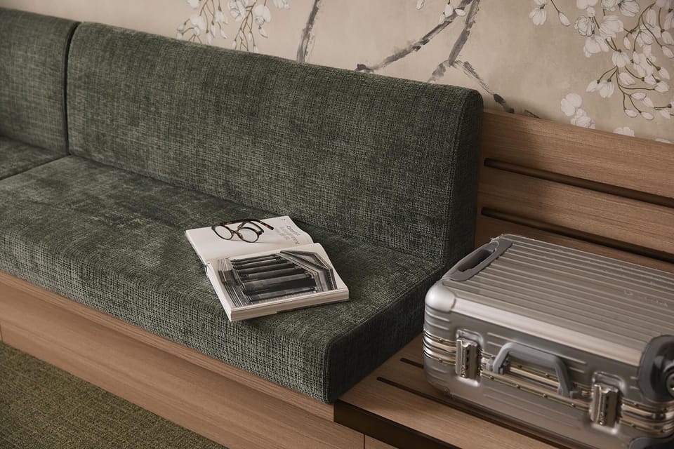 Premium bedding, soundproofing, iron/ironing board, free WiFi