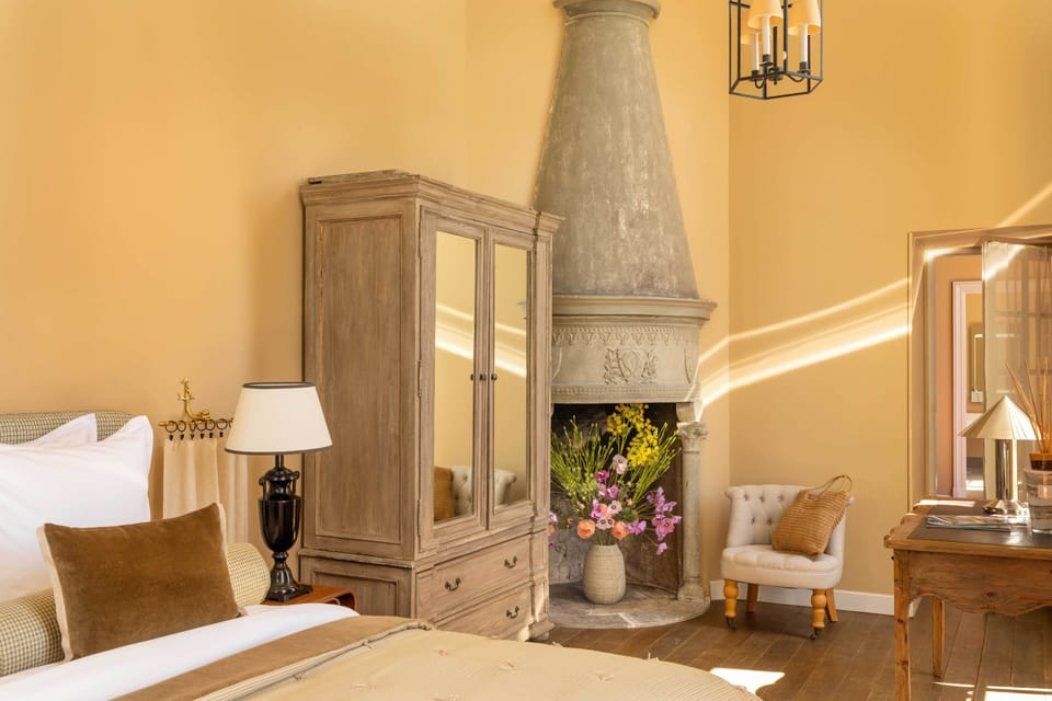 20-inch TV with satellite channels