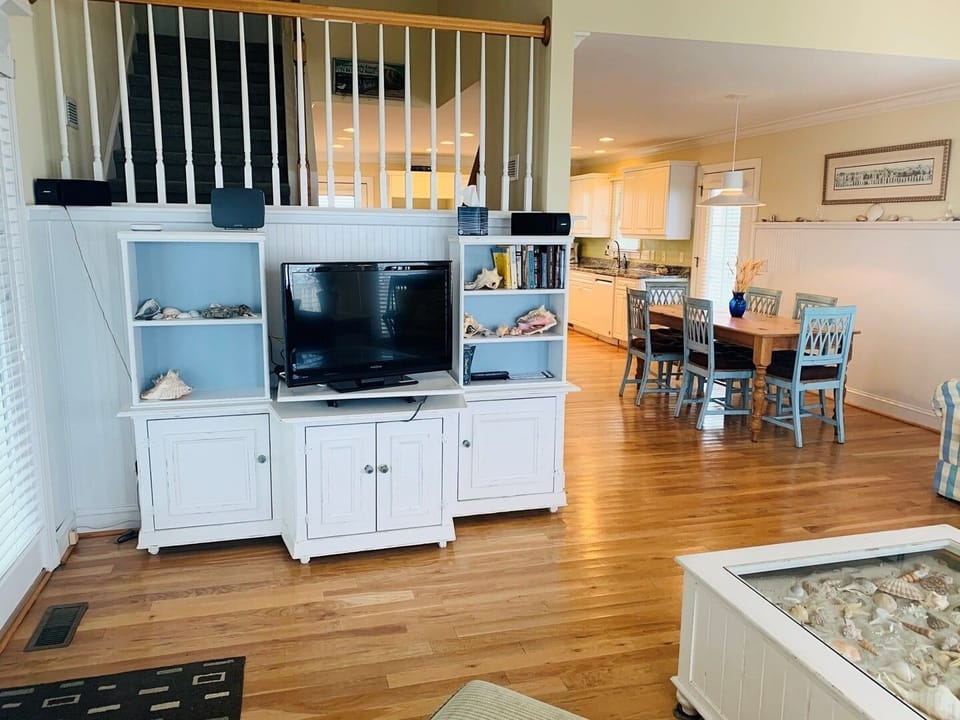 House, 4 Bedrooms | Interior