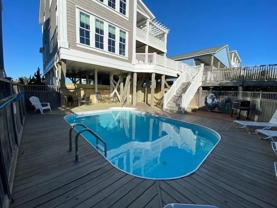 House, 6 Bedrooms | Pool | Outdoor pool