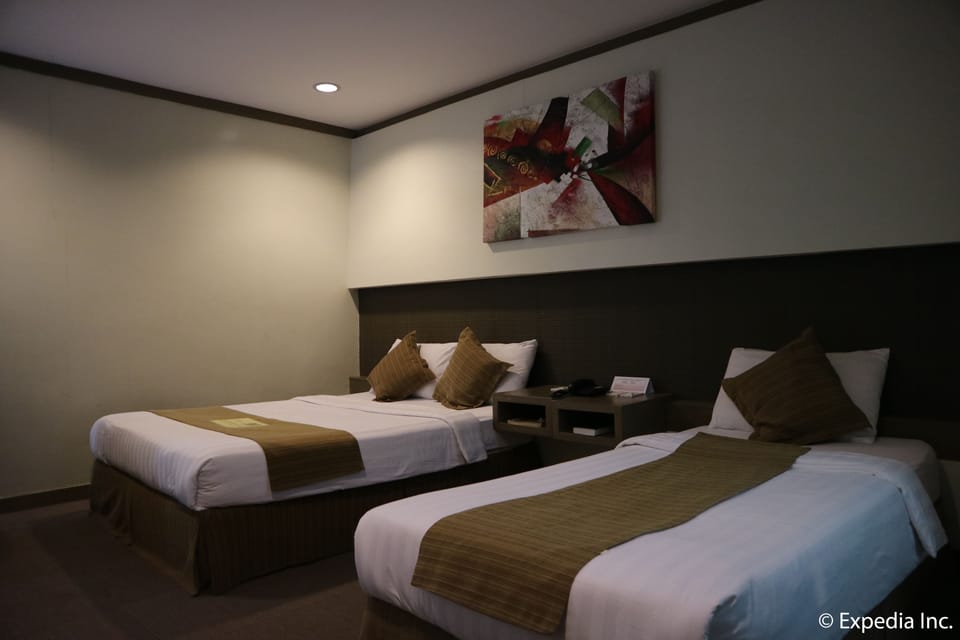 Family Room | Free WiFi