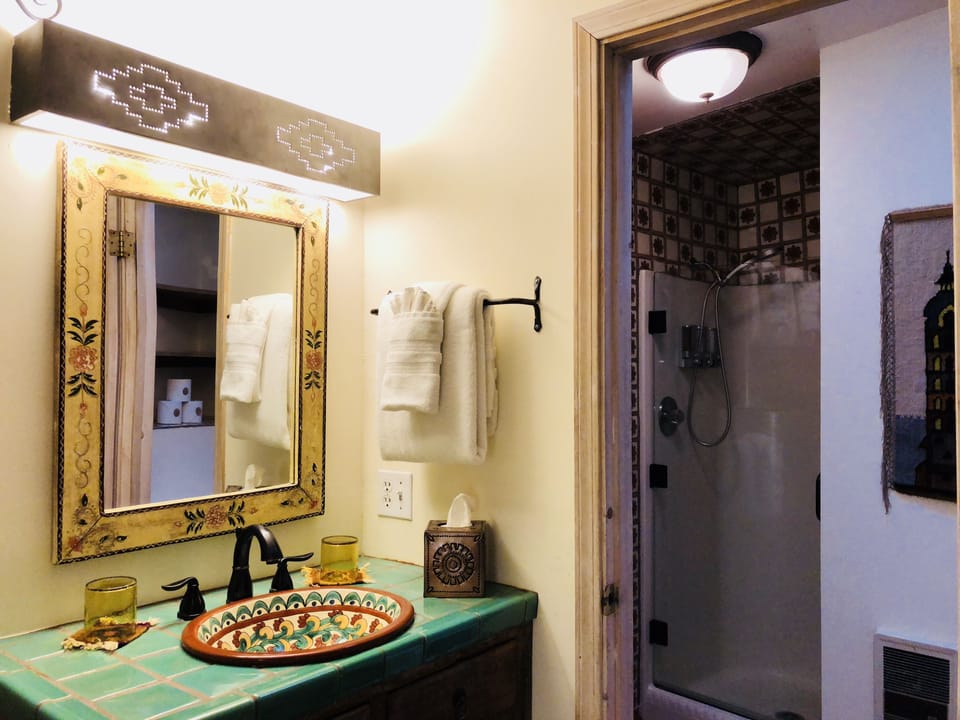 Classic Suite, 1 King Bed (Santa Fe Suite - King Bed) | Bathroom | Designer toiletries, hair dryer, towels