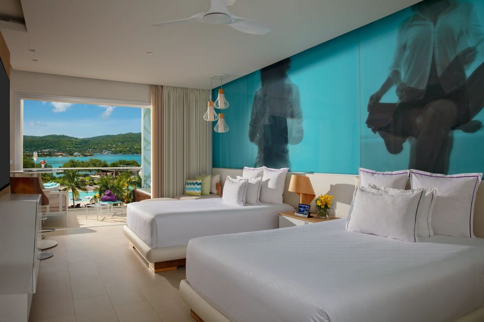 Allure Junior Suite Double Tropical View | Premium bedding, minibar (free items), in-room safe, desk