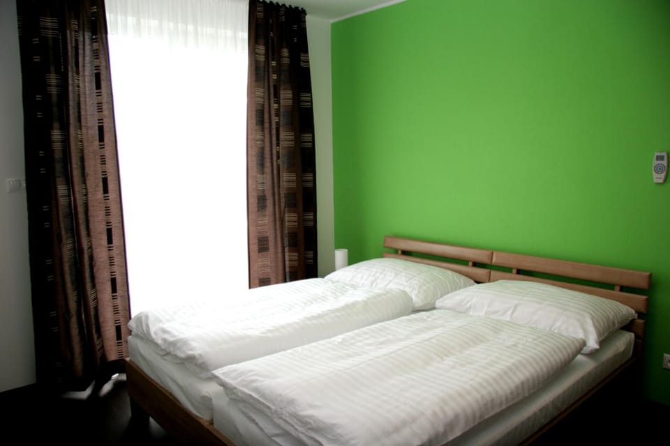 Premium bedding, in-room safe, desk, soundproofing