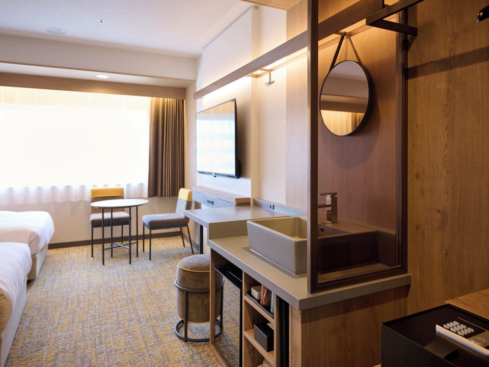 Standard Twin Room, Non Smoking | Down comforters, desk, free WiFi, bed sheets