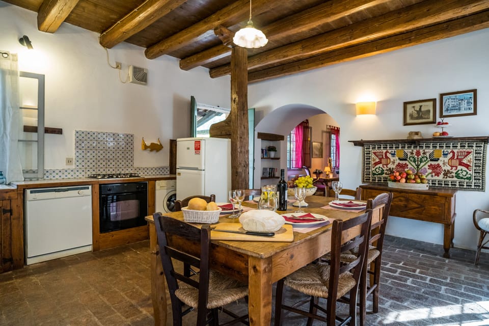 Family Apartment, 2 Bedrooms | Private kitchenette