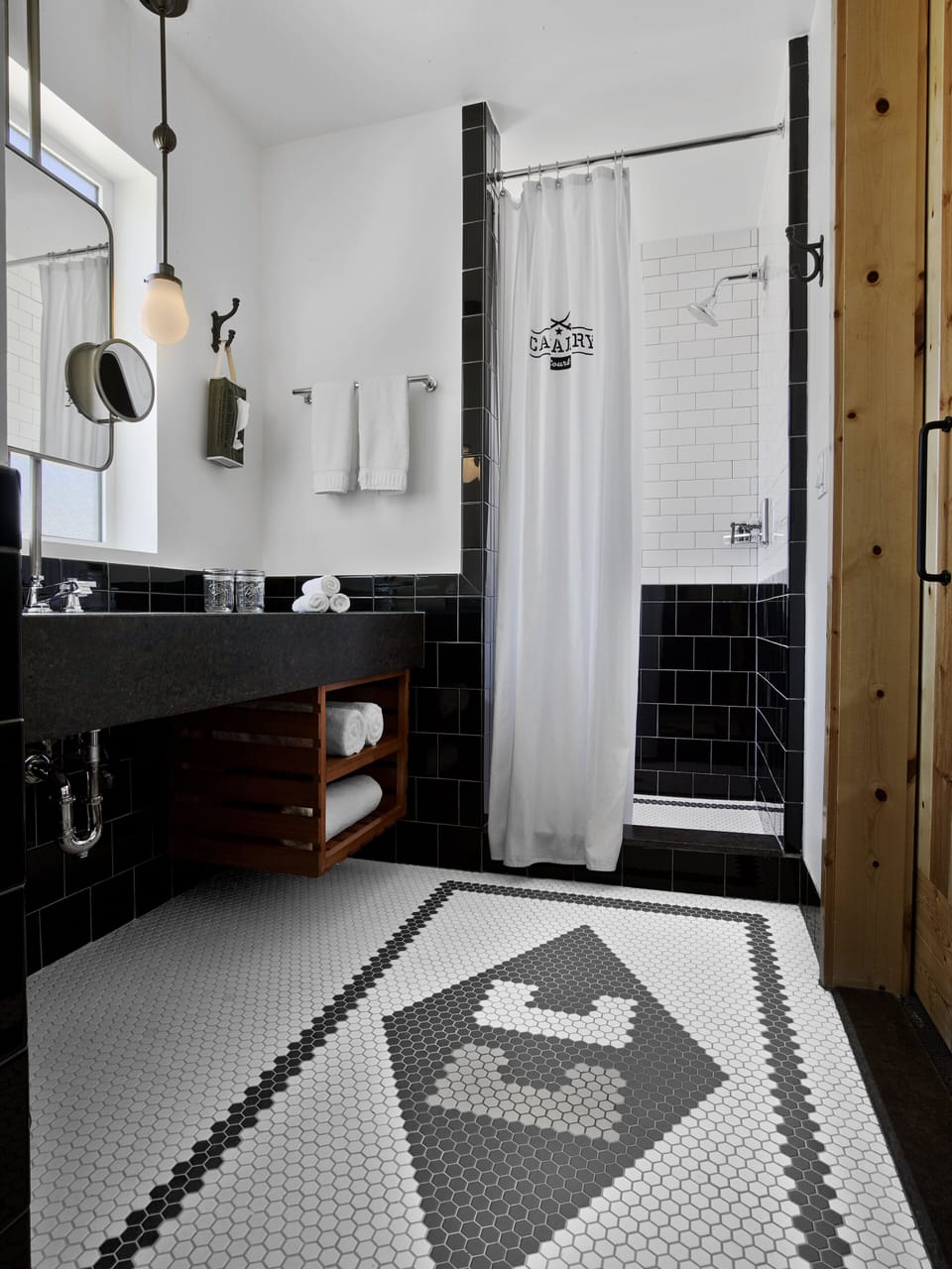 Deluxe Room, 1 King Bed | Egyptian cotton sheets, premium bedding, down comforters, pillowtop beds