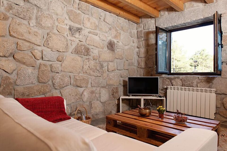 Huerto San Antonio Country House in Sierra Norte
