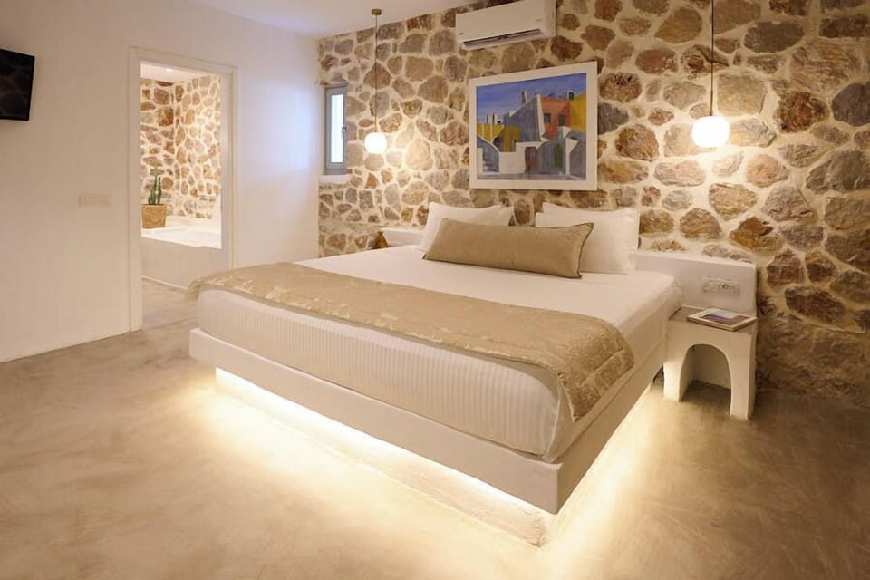 Egyptian cotton sheets, premium bedding, down comforters, pillowtop beds