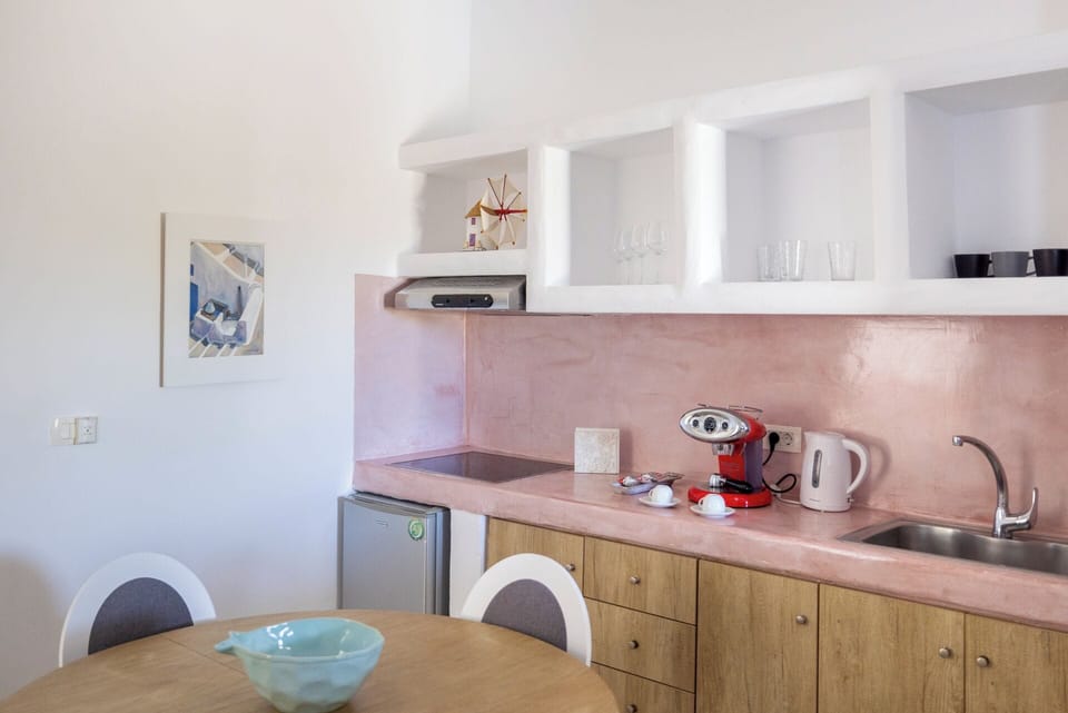 Family Villa, 2 Bedrooms, Private Pool, Sea View | Private kitchen | Espresso maker, fridge, electric kettle