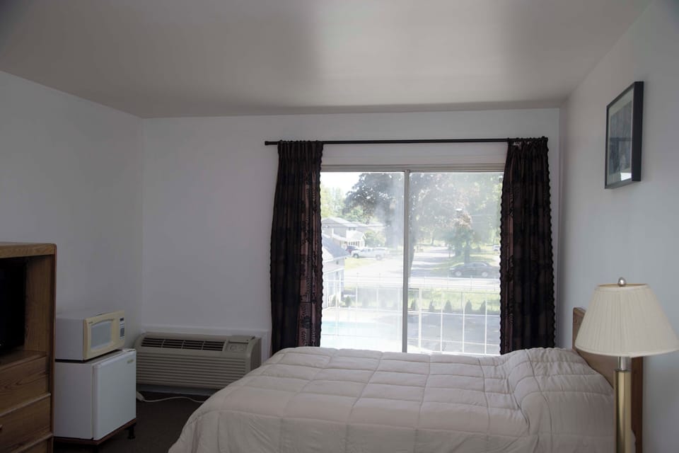 Quadruple Room | Free WiFi, bed sheets