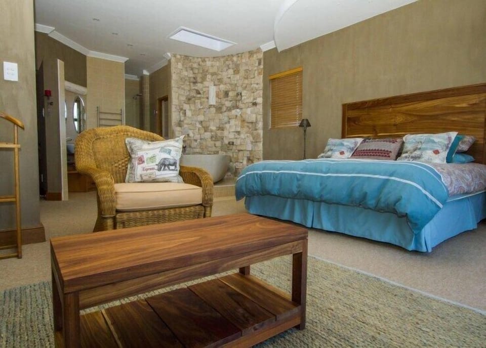 Individually decorated, individually furnished, iron/ironing board