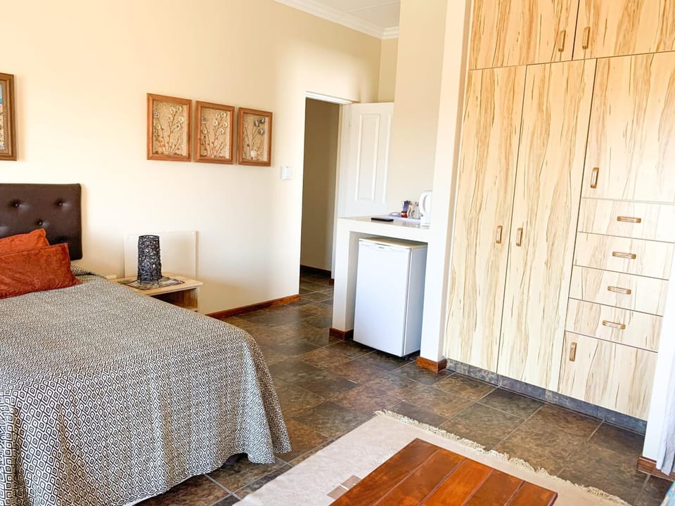 In-room safe, iron/ironing board, free cribs/infant beds, rollaway beds