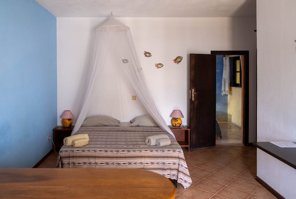 Double Room | Premium bedding, desk, laptop workspace, cribs/infant beds