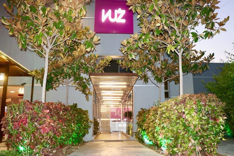 Check-in/check-out kiosk