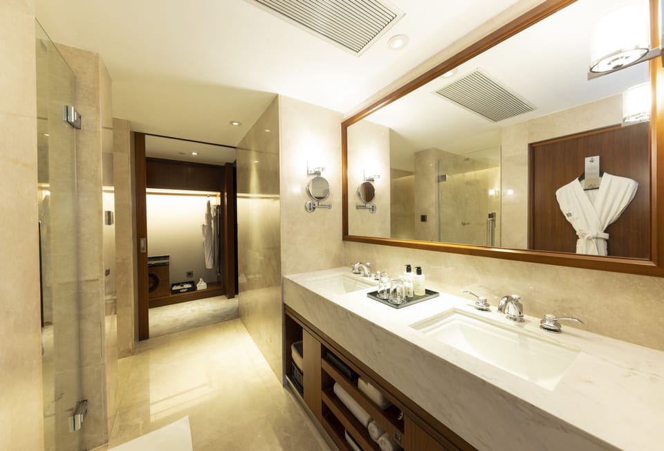 Minibar, in-room safe, desk, blackout drapes
